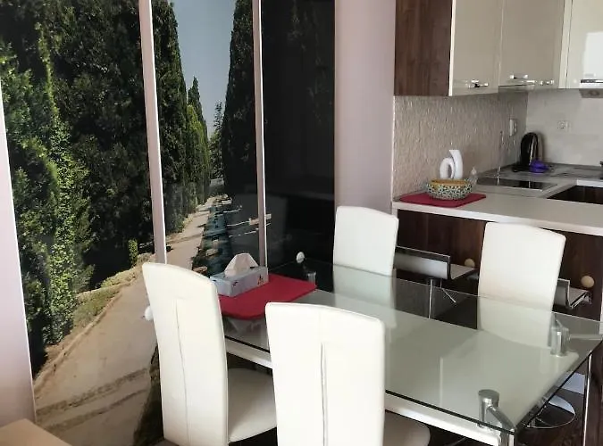 דירה Sirena Sea View